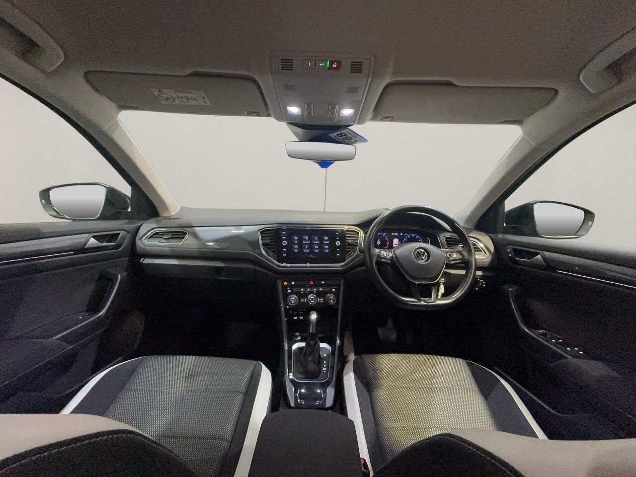 2021 VOLKSWAGEN T-ROC 2021 VOLKSWAGEN T-ROC