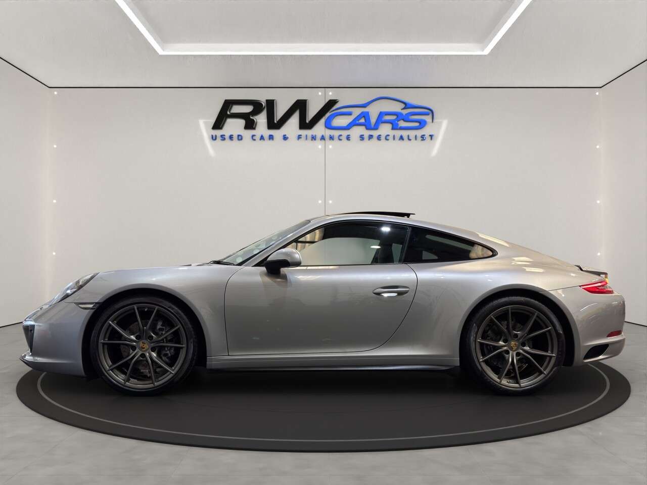 A 2016 PORSCHE 911 3.0T 991 Carrera 4 Coupe 2dr Petrol PDK 4WD Euro 6 (s/s) (370 ps) A 2016 PORSCHE 911 3.0T 991 Carrera 4 Coupe 2dr Petrol PDK 4WD Euro 6 (s/s) (370 ps)