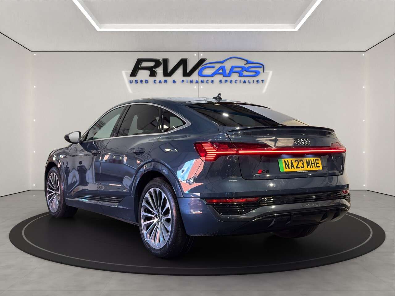 A 2023 AUDI Q8 E-TRON 55 S line Sportback 5dr Electric Auto quattro 114kWh (11kW Charger) (408 ps A 2023 AUDI Q8 E-TRON 55 S line Sportback 5dr Electric Auto quattro 114kWh (11kW Charger) (408 ps