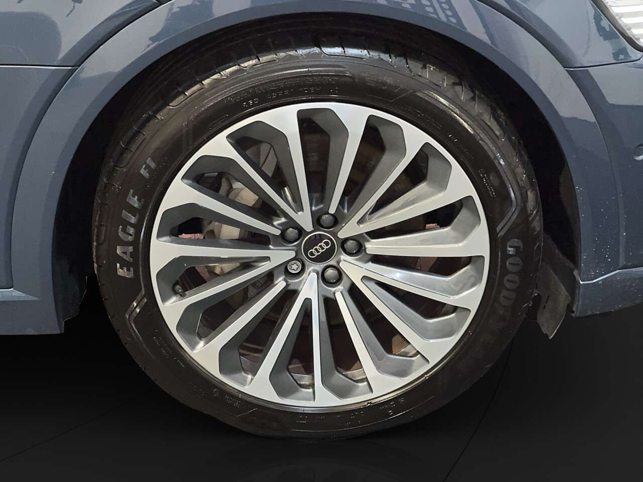 2023 AUDI Q8 E-TRON 2023 AUDI Q8 E-TRON