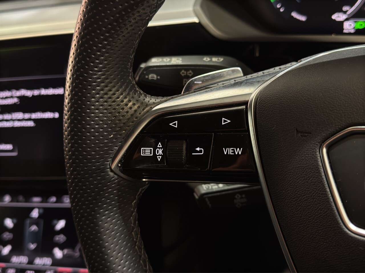 2023 AUDI Q8 E-TRON 2023 AUDI Q8 E-TRON