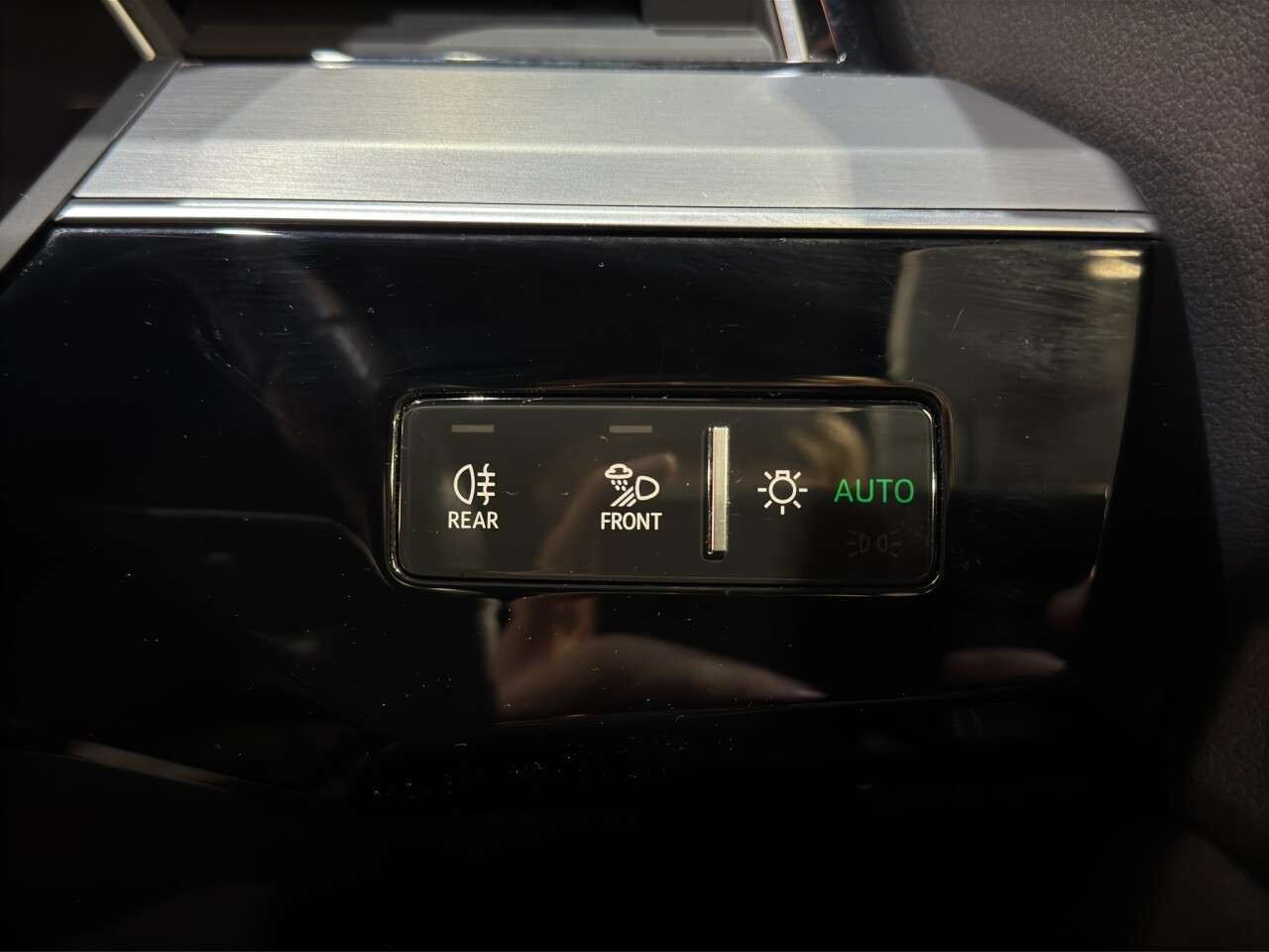 2023 AUDI Q8 E-TRON 2023 AUDI Q8 E-TRON