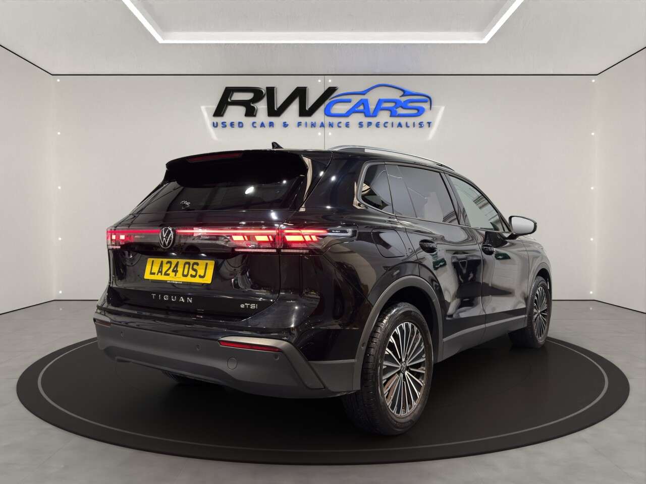 2024 VOLKSWAGEN TIGUAN 2024 VOLKSWAGEN TIGUAN