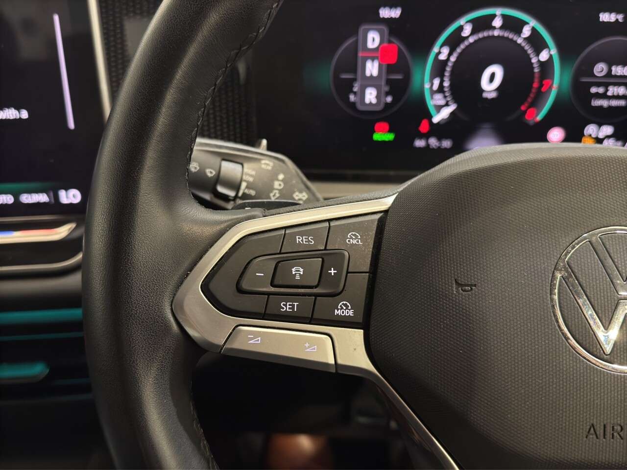 2024 VOLKSWAGEN TIGUAN 2024 VOLKSWAGEN TIGUAN