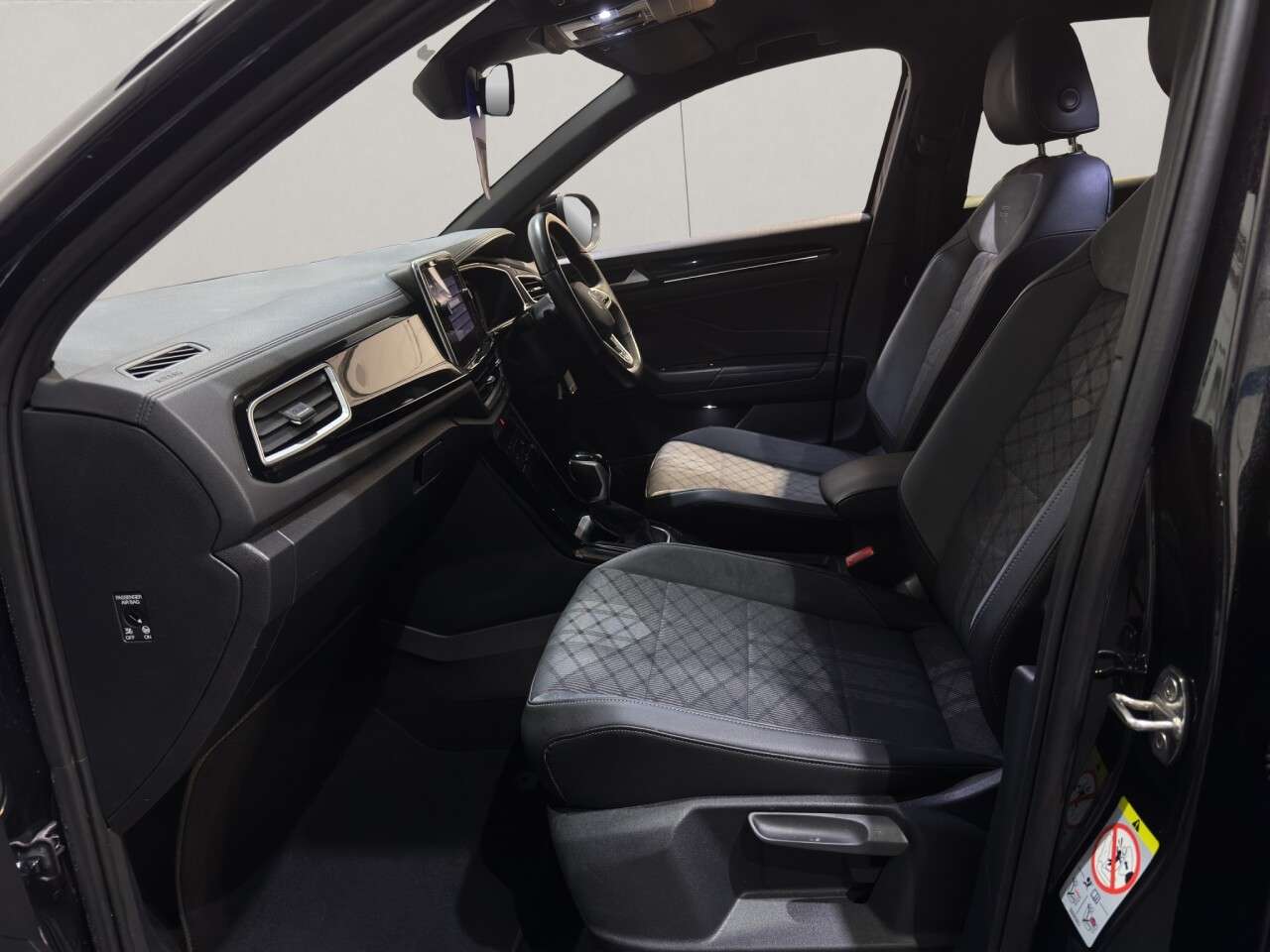 2022 VOLKSWAGEN T-ROC 2022 VOLKSWAGEN T-ROC