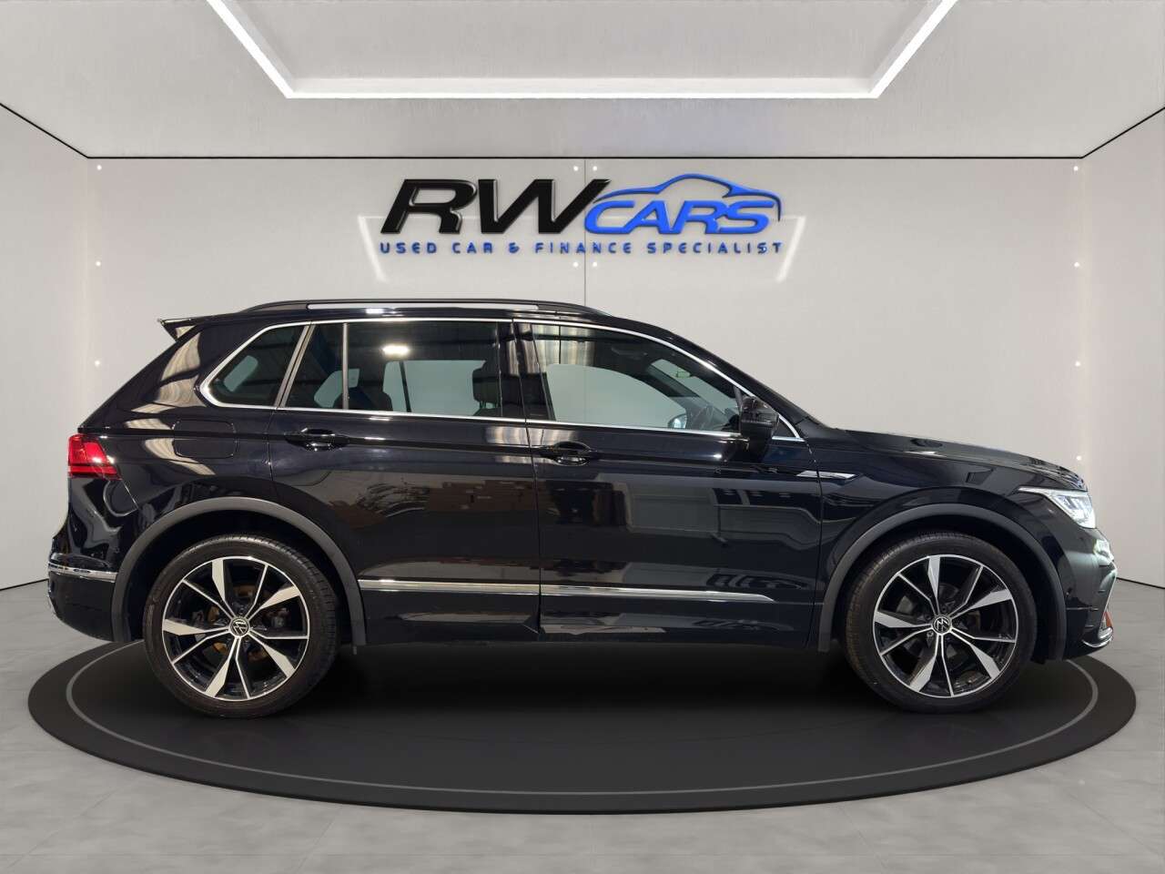 2023 VOLKSWAGEN TIGUAN 2023 VOLKSWAGEN TIGUAN