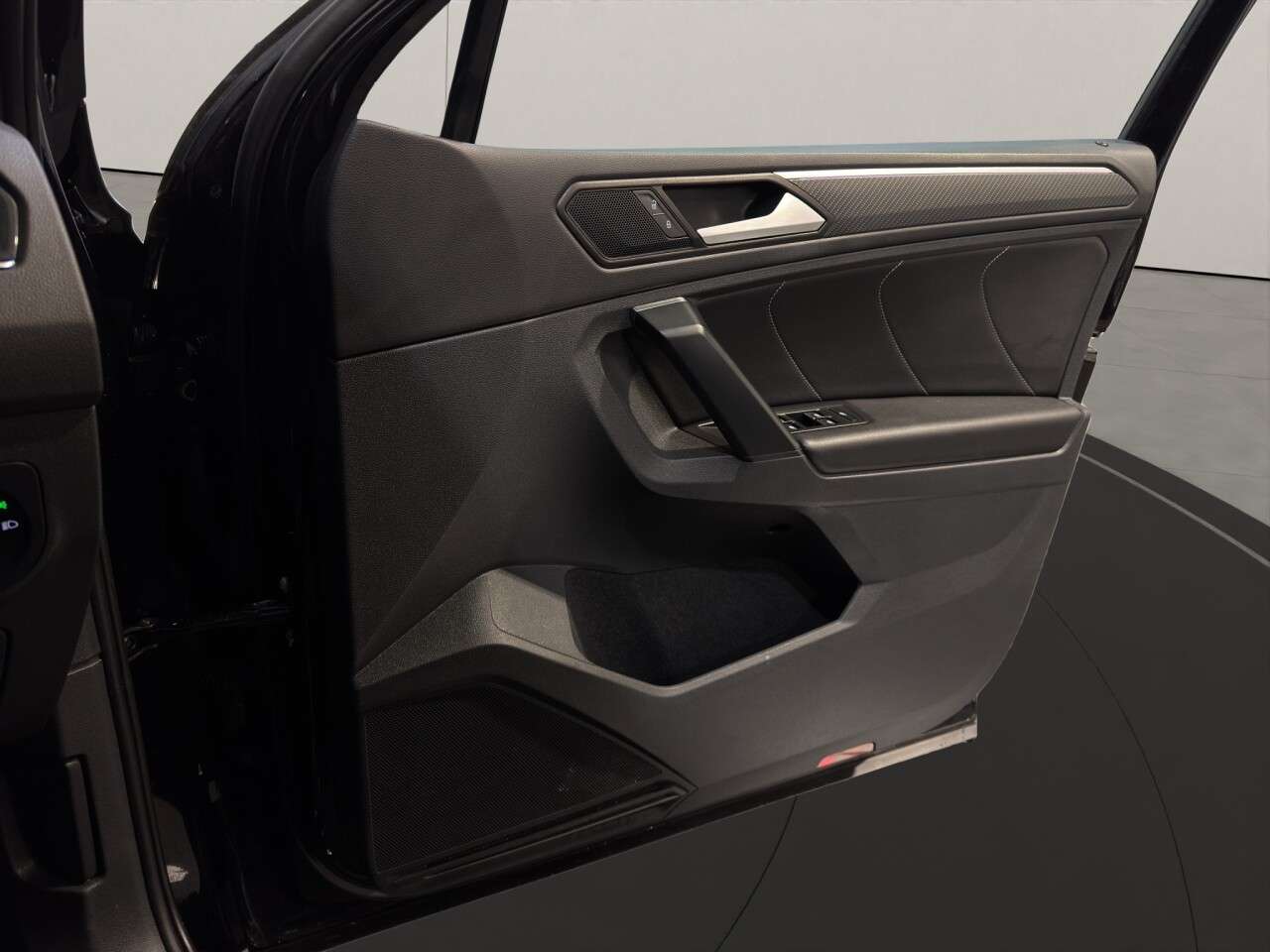 2023 VOLKSWAGEN TIGUAN 2023 VOLKSWAGEN TIGUAN