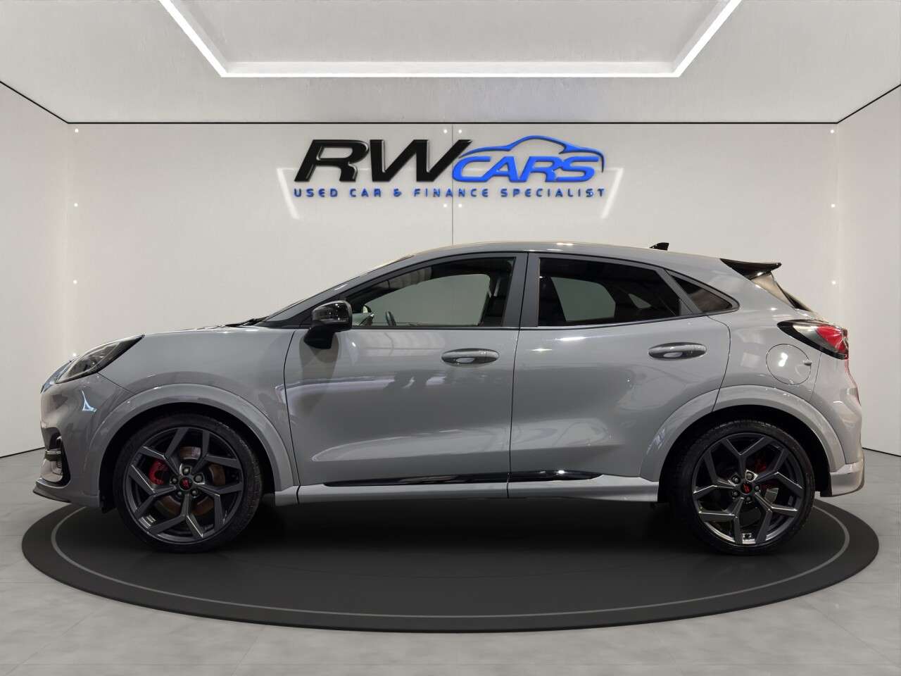 A 2024 FORD PUMA 1.5T EcoBoost ST SUV 5dr Petrol Manual Euro 6 (s/s) (200 ps) A 2024 FORD PUMA 1.5T EcoBoost ST SUV 5dr Petrol Manual Euro 6 (s/s) (200 ps)