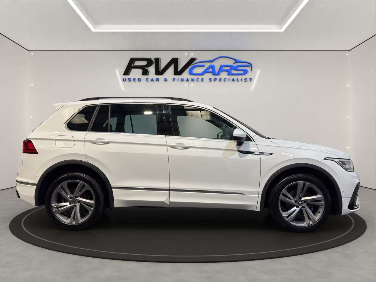 2023 VOLKSWAGEN TIGUAN 2023 VOLKSWAGEN TIGUAN