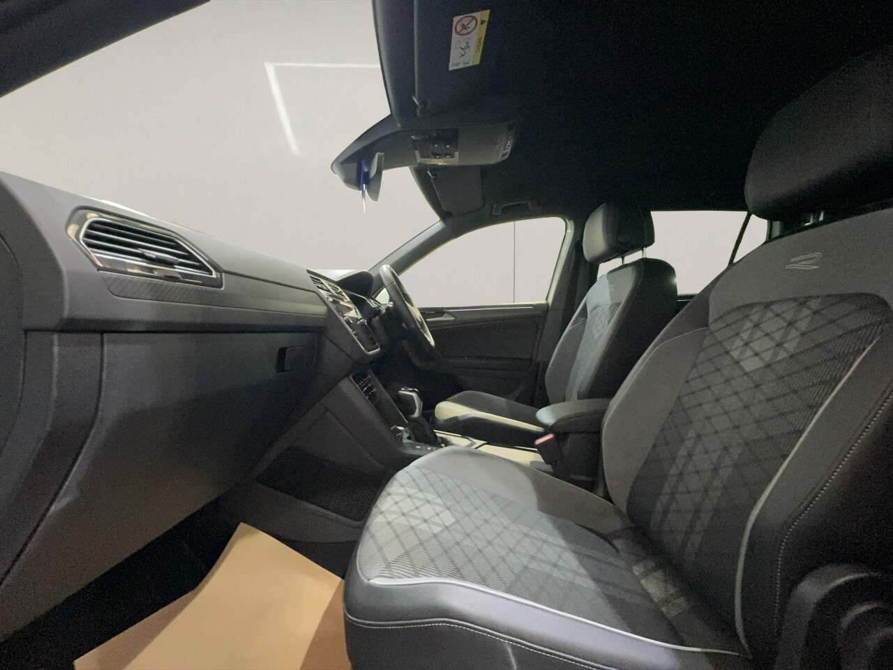 2023 VOLKSWAGEN TIGUAN 2023 VOLKSWAGEN TIGUAN