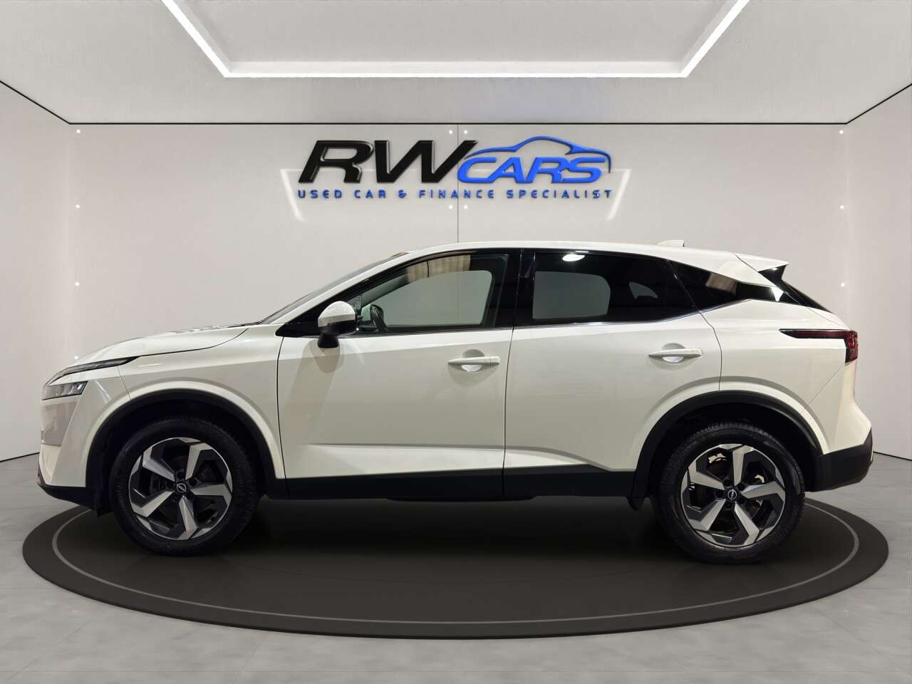A 2023 NISSAN QASHQAI 1.3 DIG-T MHEV N-Connecta SUV 5dr Petrol Hybrid XTRON Euro 6 (s/s) (158 ps) A 2023 NISSAN QASHQAI 1.3 DIG-T MHEV N-Connecta SUV 5dr Petrol Hybrid XTRON Euro 6 (s/s) (158 ps)
