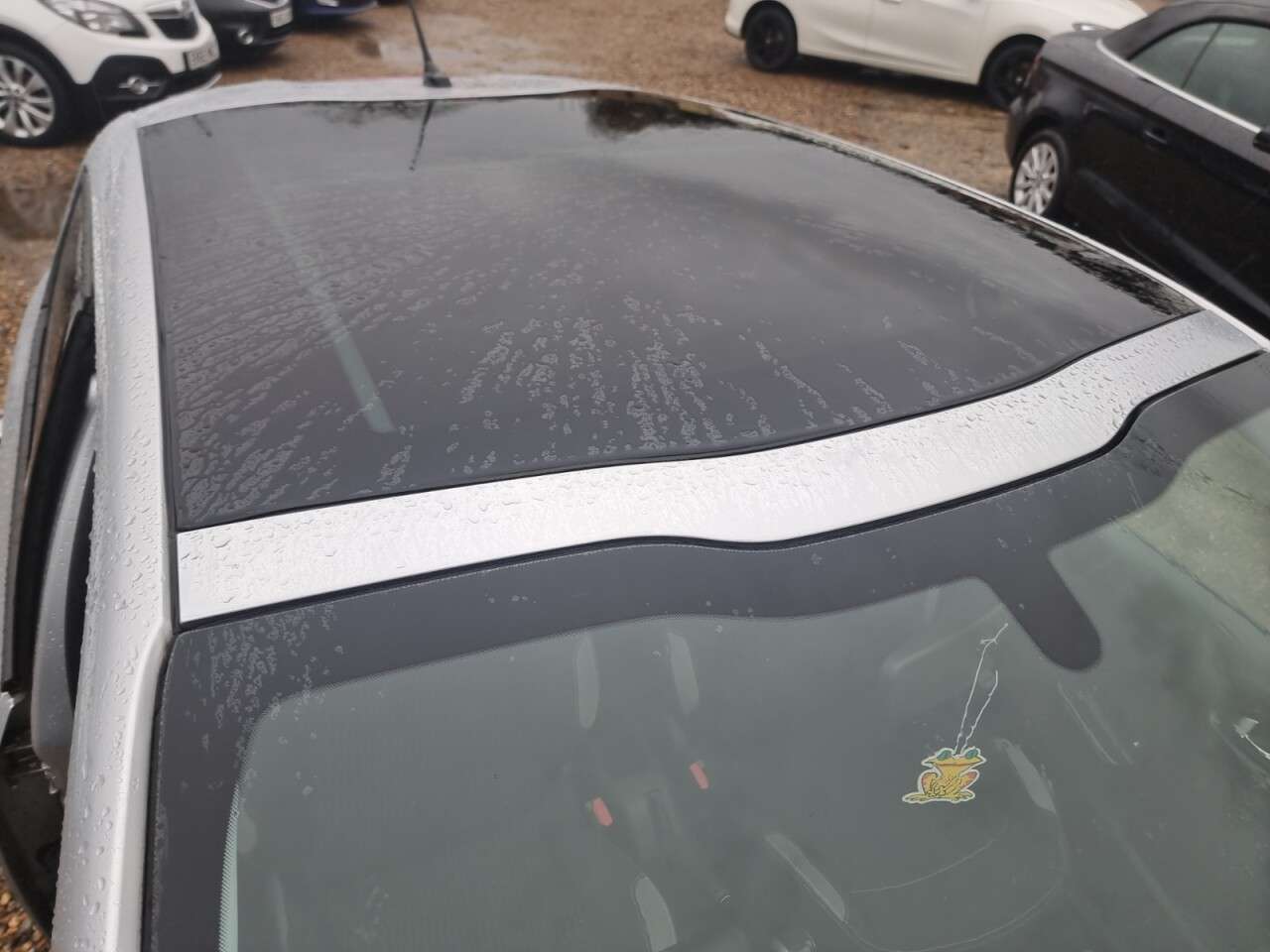 2015 PEUGEOT 208 2015 PEUGEOT 208