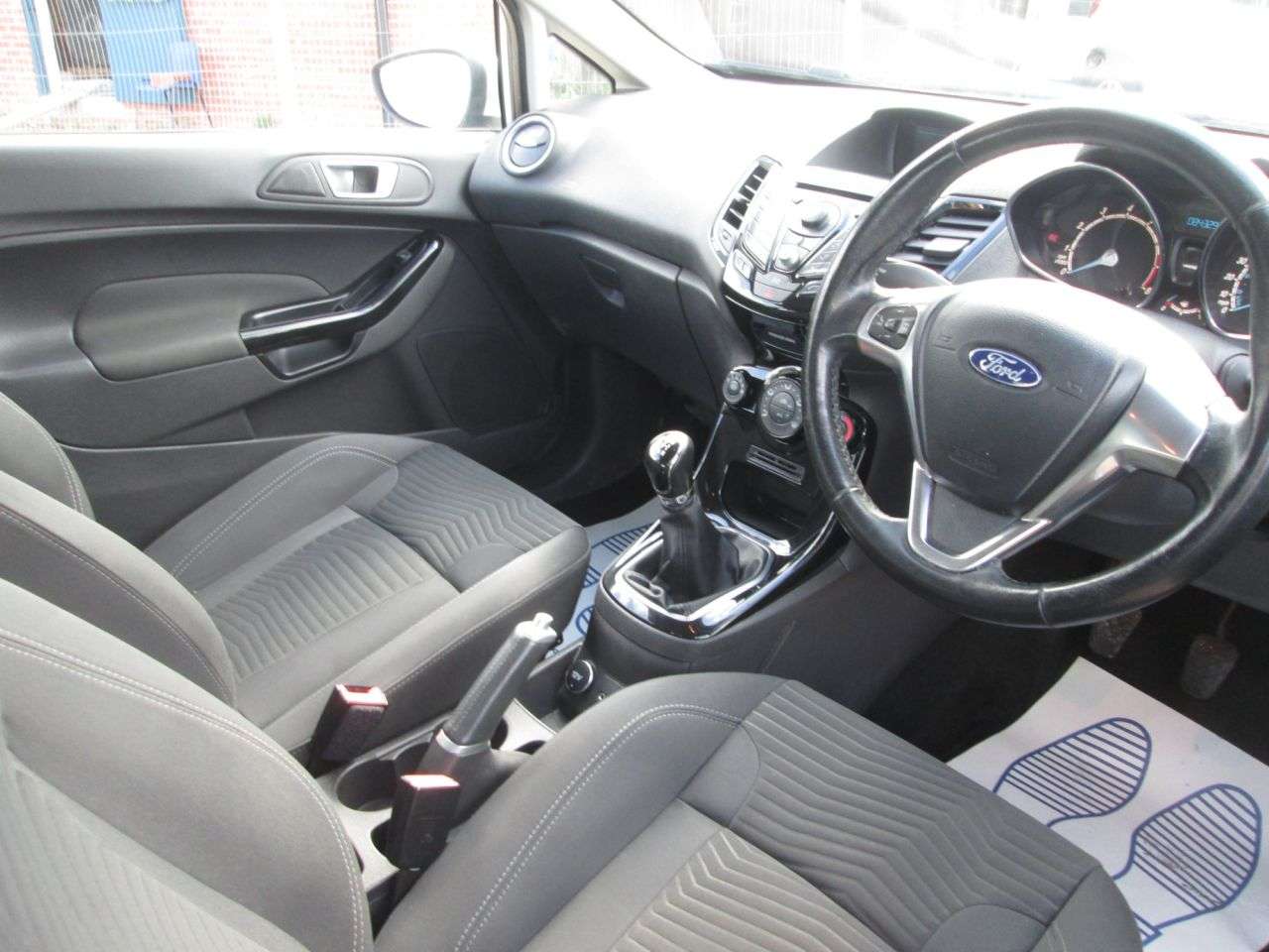 2015 FORD FIESTA 2015 FORD FIESTA