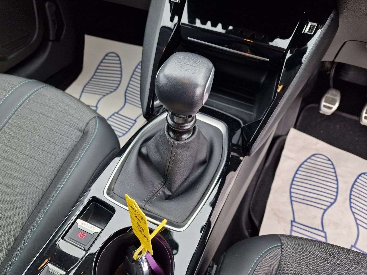 2023 PEUGEOT 208 2023 PEUGEOT 208