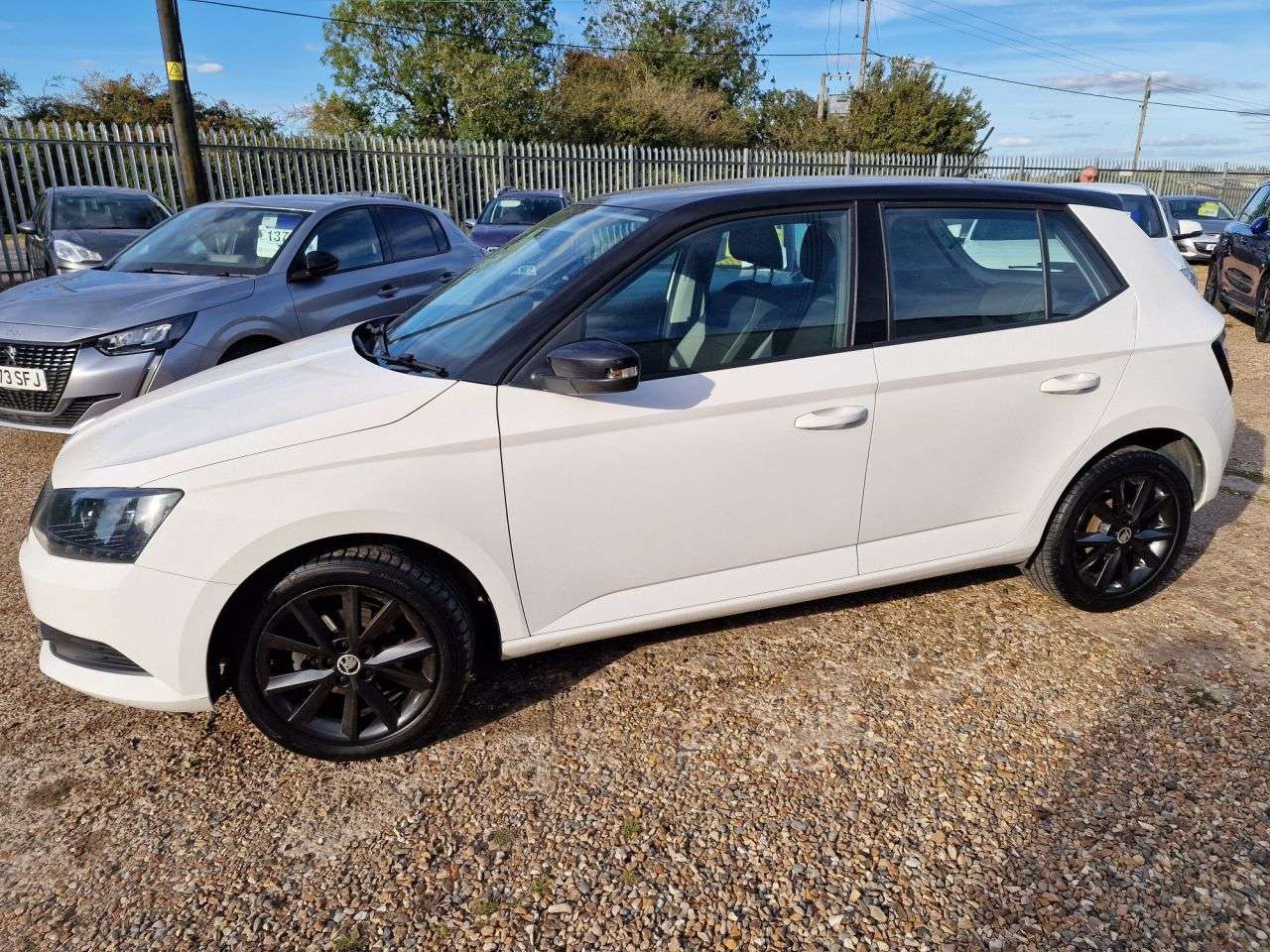 2017 SKODA FABIA 2017 SKODA FABIA