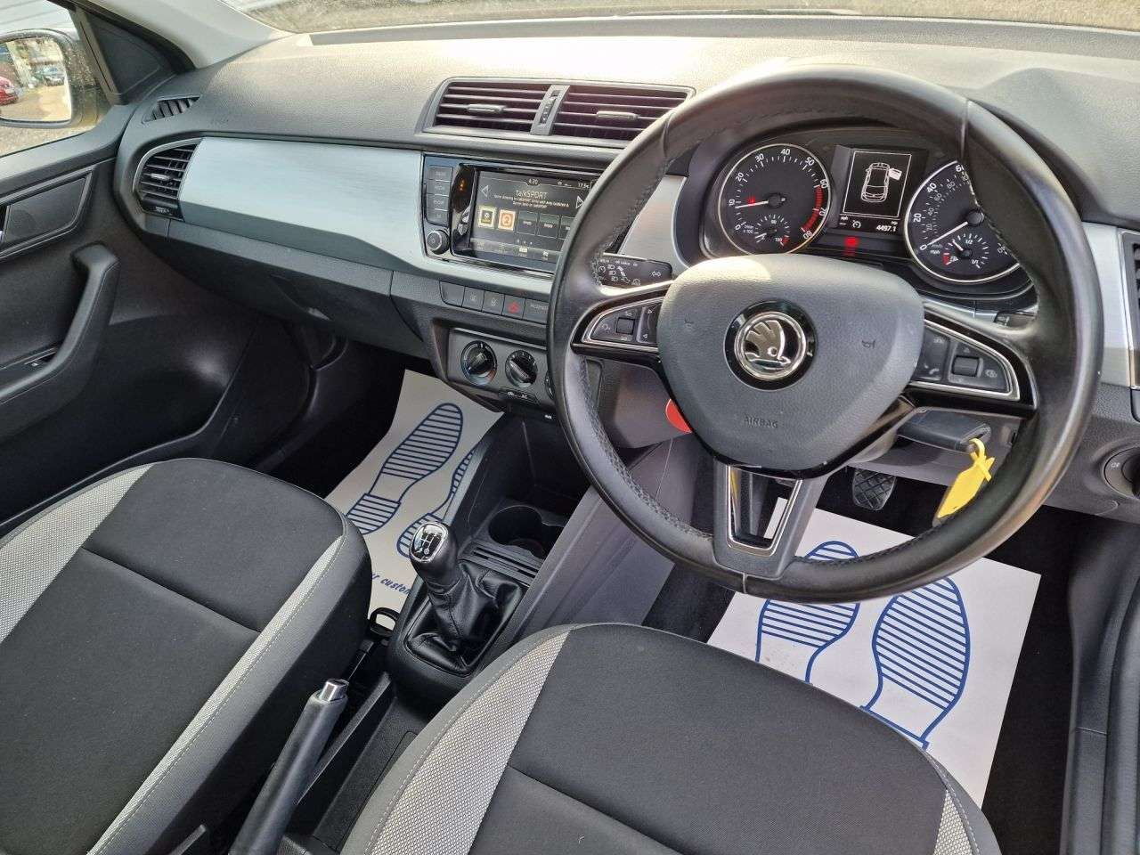 2017 SKODA FABIA 2017 SKODA FABIA