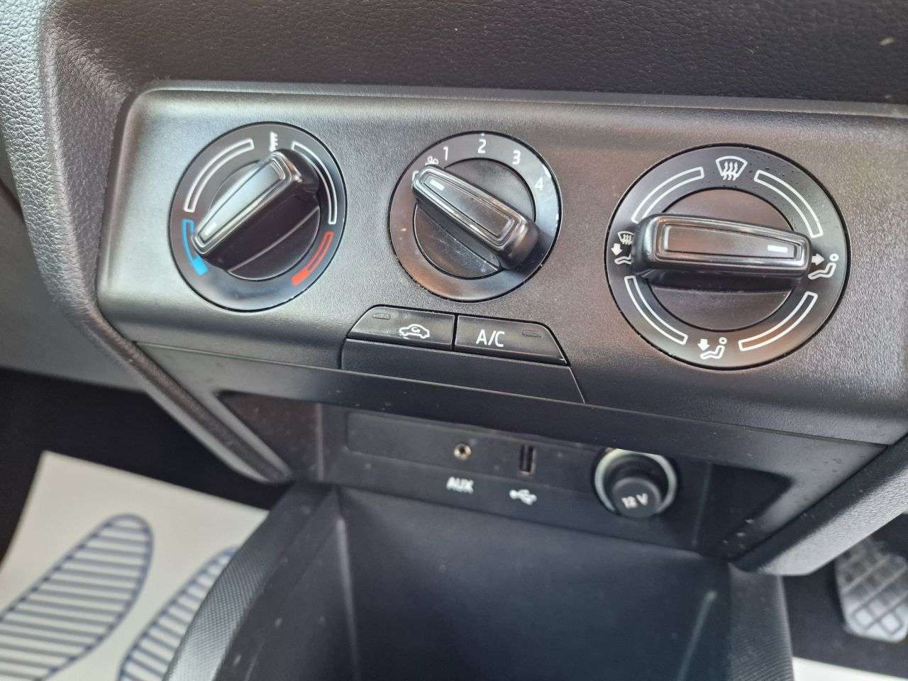 2017 SKODA FABIA 2017 SKODA FABIA