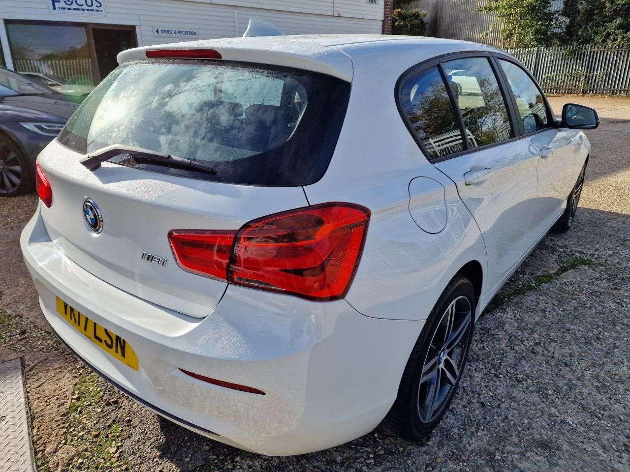 2017 BMW 1 SERIES 2017 BMW 1 SERIES
