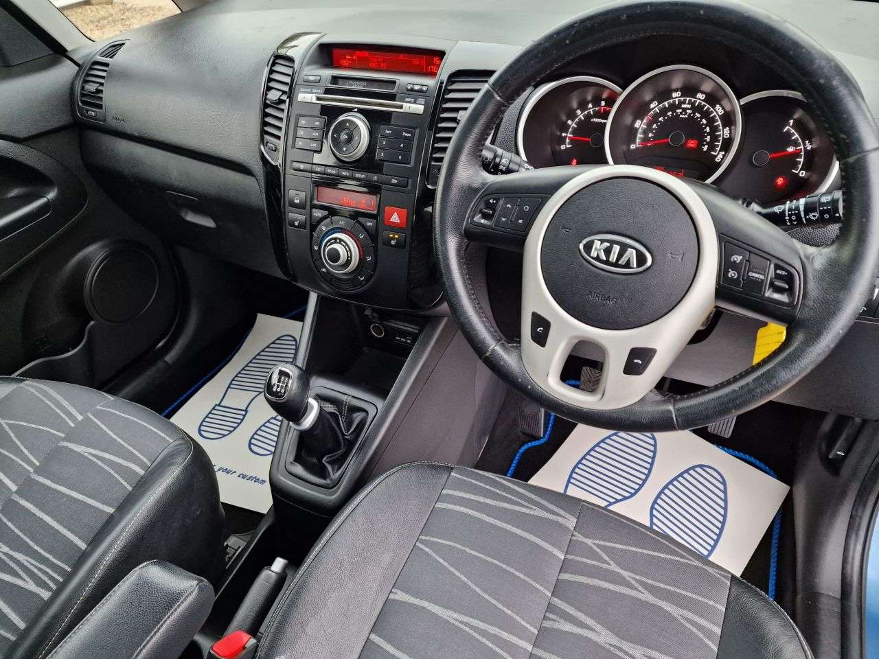 2012 KIA VENGA 2012 KIA VENGA