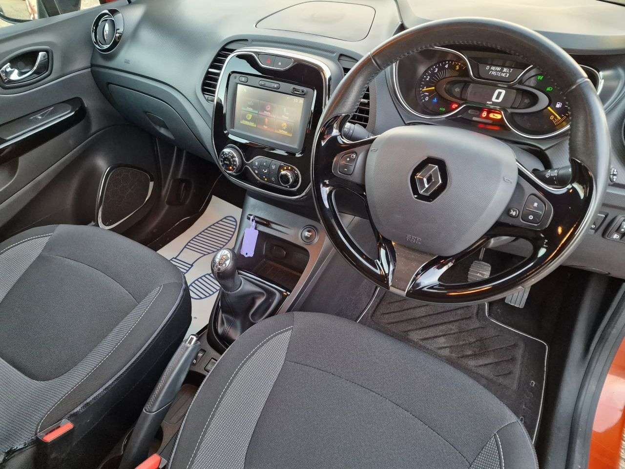 2016 RENAULT CAPTUR 2016 RENAULT CAPTUR