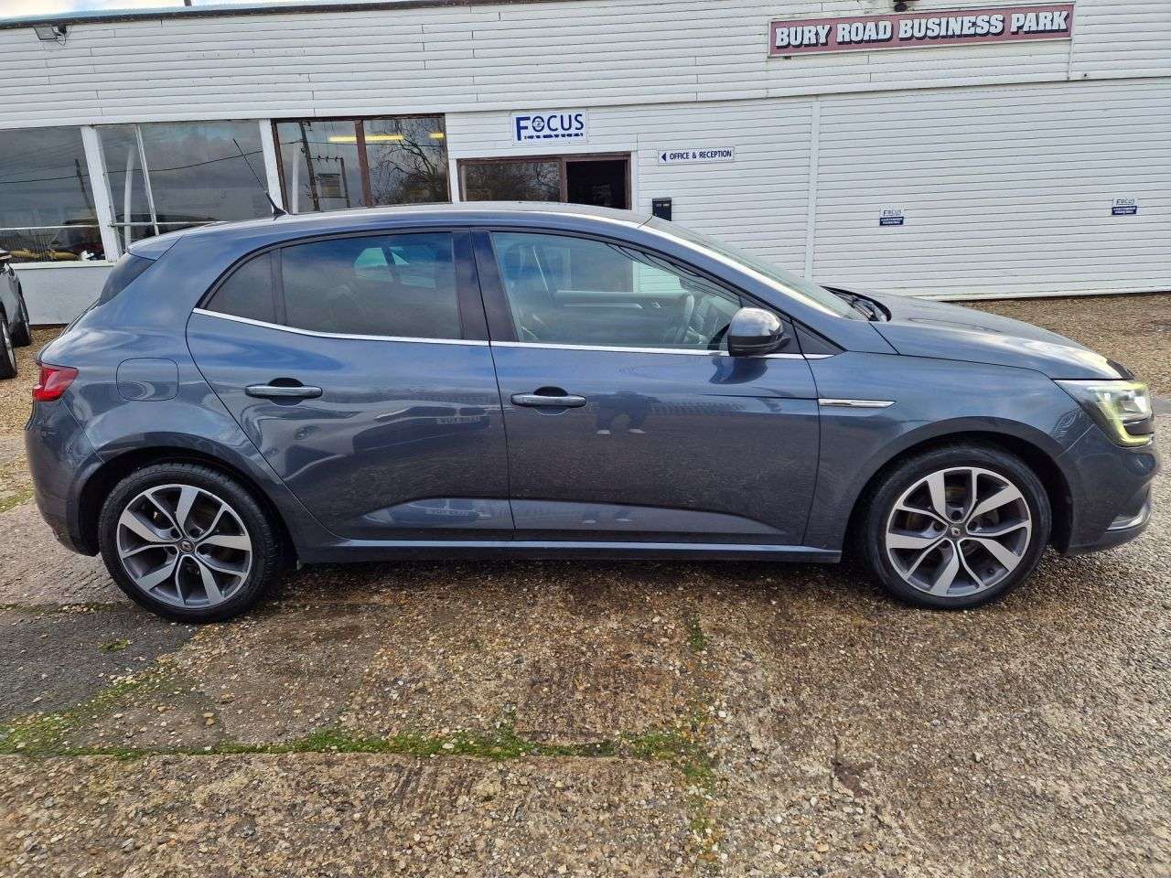 2017 RENAULT MEGANE 2017 RENAULT MEGANE