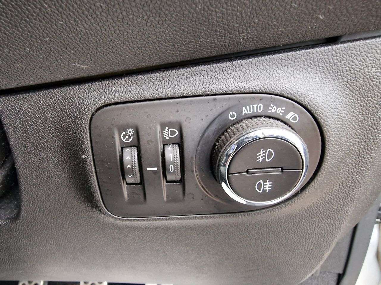 2016 VAUXHALL CORSA 2016 VAUXHALL CORSA