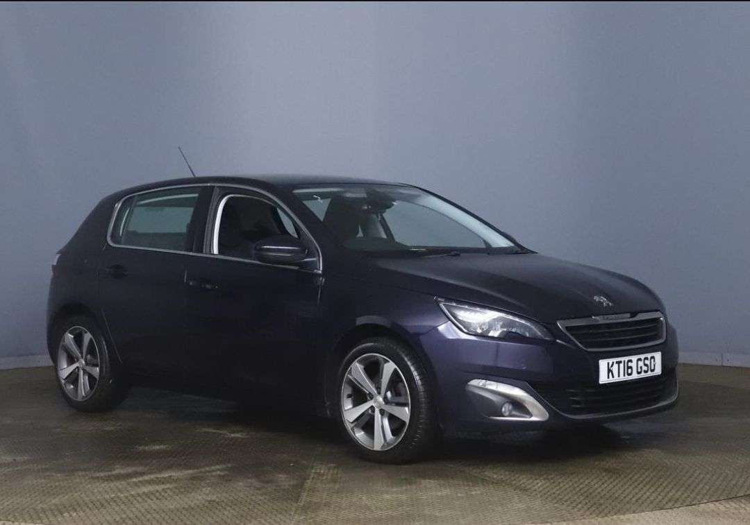 A 2016 PEUGEOT 308 1.2 PureTech Allure Hatchback 5dr Petrol Manual Euro 6 (s/s) (130 ps) SATNA A 2016 PEUGEOT 308 1.2 PureTech Allure Hatchback 5dr Petrol Manual Euro 6 (s/s) (130 ps) SATNA
