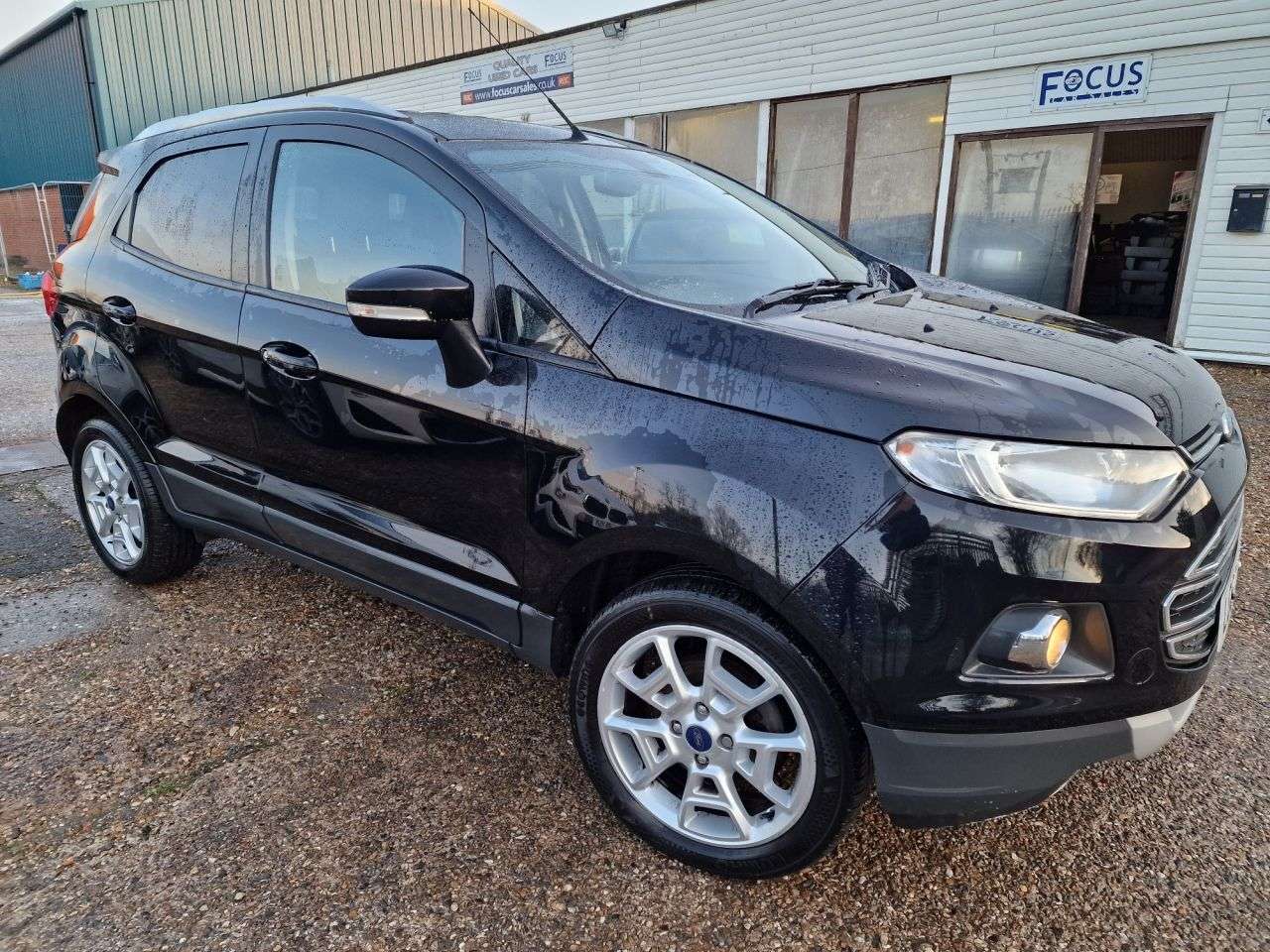A 2017 FORD ECOSPORT 1.5 TDCi Titanium SUV 5dr Diesel Manual 2WD Euro 6 (95 ps) PARK PILOT! CLIM A 2017 FORD ECOSPORT 1.5 TDCi Titanium SUV 5dr Diesel Manual 2WD Euro 6 (95 ps) PARK PILOT! CLIM