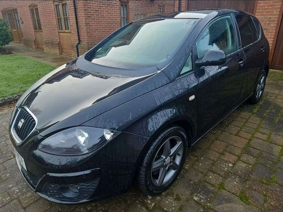 A 2015 SEAT ALTEA 1.6 TDI Ecomotive CR I TECH MPV 5dr Diesel Manual Euro 5 (s/s) (105 ps) SAT A 2015 SEAT ALTEA 1.6 TDI Ecomotive CR I TECH MPV 5dr Diesel Manual Euro 5 (s/s) (105 ps) SAT