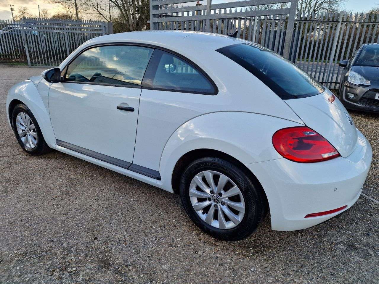 2015 VOLKSWAGEN BEETLE 2015 VOLKSWAGEN BEETLE