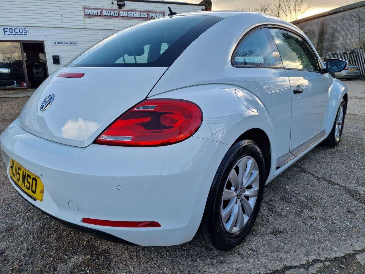 2015 VOLKSWAGEN BEETLE 2015 VOLKSWAGEN BEETLE