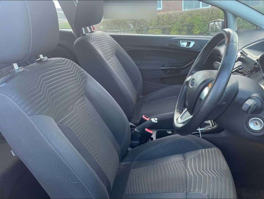 A 2015 FORD FIESTA 1.25 Zetec Hatchback 3dr Petrol Manual Euro 6 (82 ps) BLUETOOTH! PETROL ZET A 2015 FORD FIESTA 1.25 Zetec Hatchback 3dr Petrol Manual Euro 6 (82 ps) BLUETOOTH! PETROL ZET