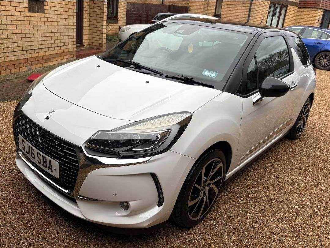 A 2016 DS AUTOMOBILES DS 3 1.6 BlueHDi Prestige Hatchback 3dr Diesel Manual Euro 6 (s/s) (120 ps) SATN A 2016 DS AUTOMOBILES DS 3 1.6 BlueHDi Prestige Hatchback 3dr Diesel Manual Euro 6 (s/s) (120 ps) SATN