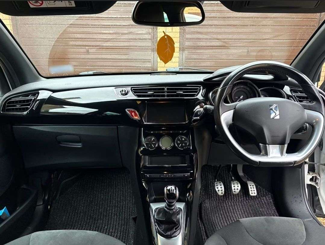 2016 DS AUTOMOBILES DS 3 2016 DS AUTOMOBILES DS 3