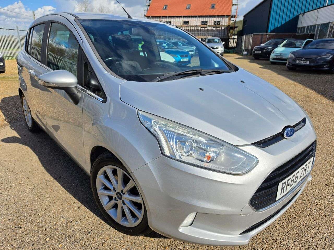 A 2016 FORD B-MAX 1.5 TDCi Titanium MPV 5dr Diesel Manual Euro 6 (s/s) (95 ps) £20 TAX! CLIMA A 2016 FORD B-MAX 1.5 TDCi Titanium MPV 5dr Diesel Manual Euro 6 (s/s) (95 ps) £20 TAX! CLIMA