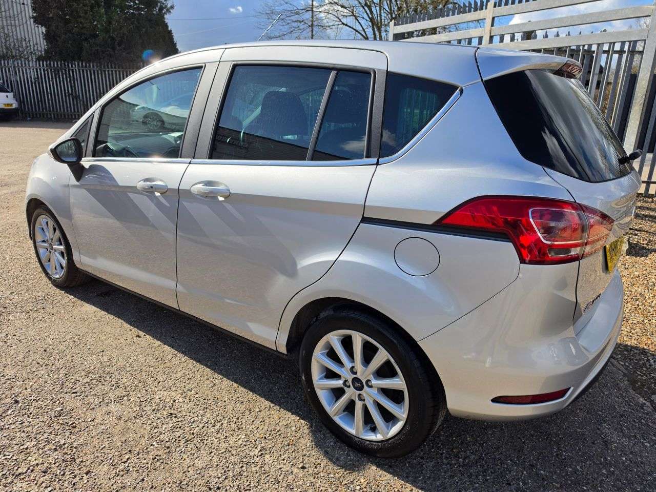 2016 FORD B-MAX 2016 FORD B-MAX