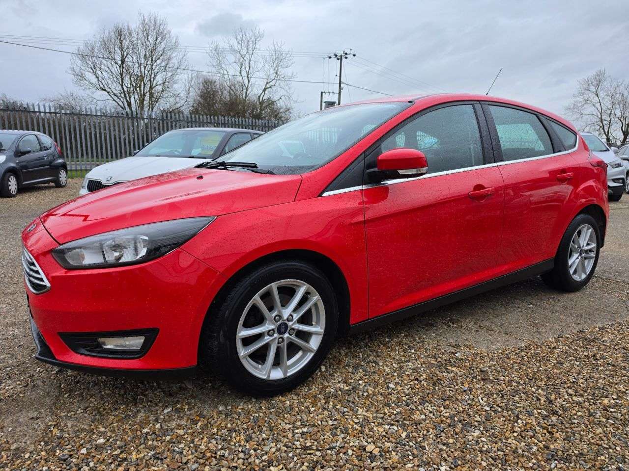 A 2016 FORD FOCUS 1.0T EcoBoost Zetec Hatchback 5dr Petrol Manual Euro 6 (s/s) (100 ps) QUICK A 2016 FORD FOCUS 1.0T EcoBoost Zetec Hatchback 5dr Petrol Manual Euro 6 (s/s) (100 ps) QUICK