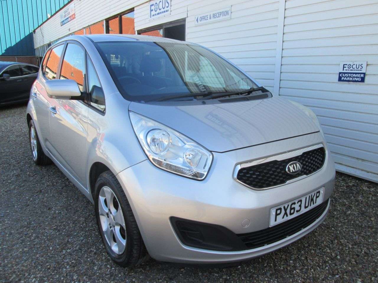 A 2013 KIA VENGA 1.6 2 MPV 5dr Petrol Auto Euro 5 (123 bhp) AUTOMATIC A 2013 KIA VENGA 1.6 2 MPV 5dr Petrol Auto Euro 5 (123 bhp) AUTOMATIC
