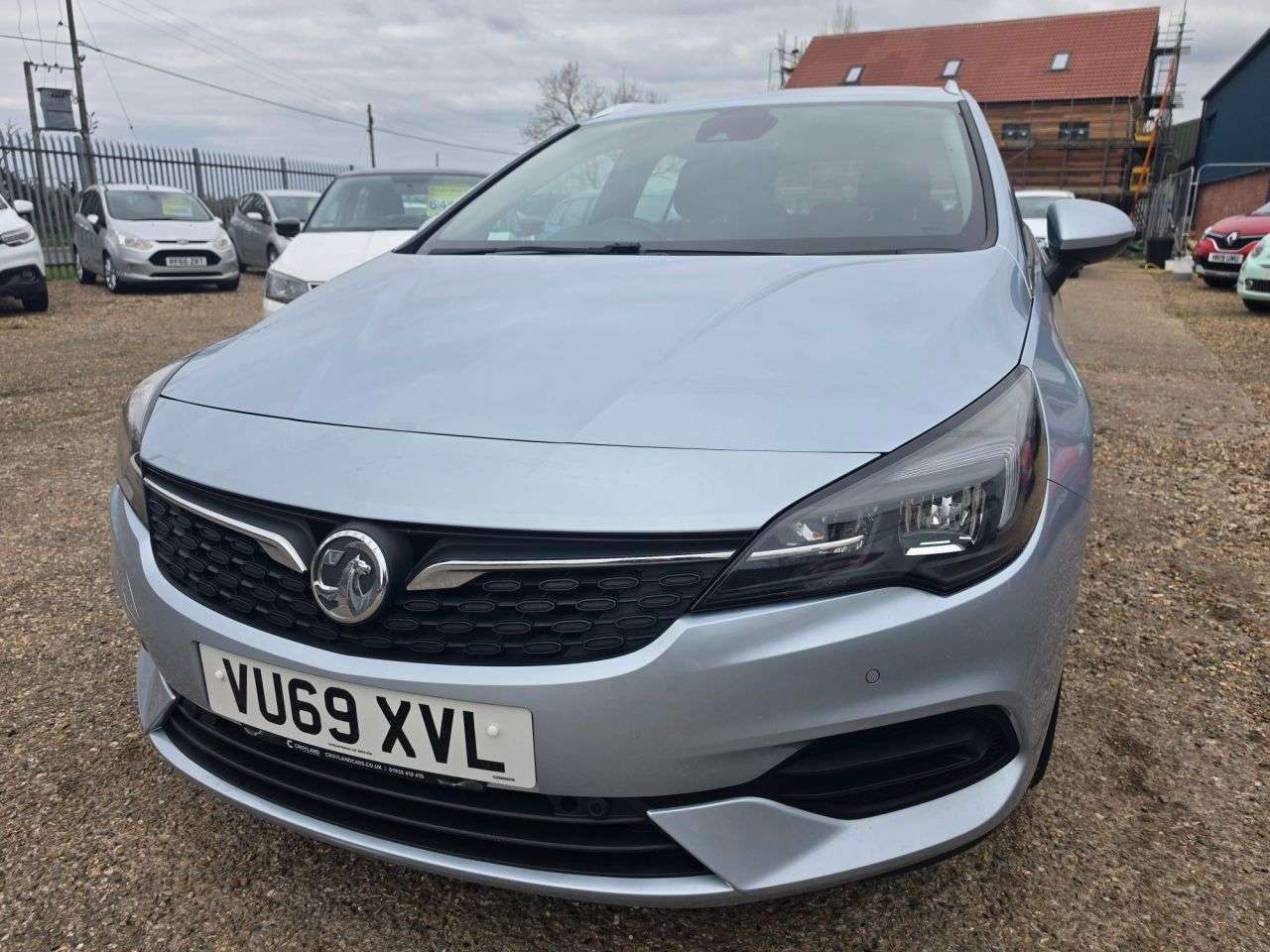 A 2020 VAUXHALL ASTRA 1.5 Turbo D SRi Nav Sports Tourer 5dr Diesel Manual Euro 6 (s/s) (122 ps) S A 2020 VAUXHALL ASTRA 1.5 Turbo D SRi Nav Sports Tourer 5dr Diesel Manual Euro 6 (s/s) (122 ps) S