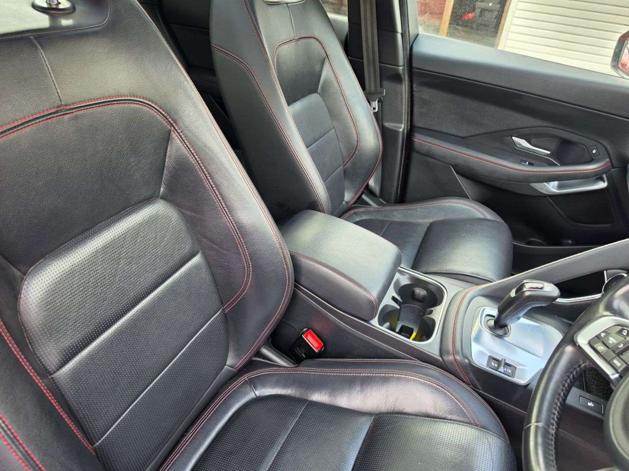 2019 JAGUAR E-PACE 2019 JAGUAR E-PACE