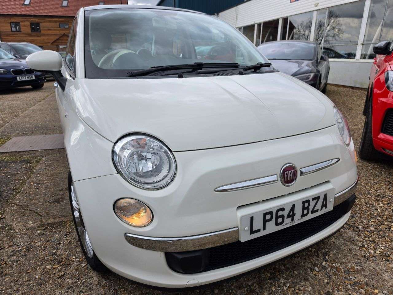 A 2014 FIAT 500 1.2 Lounge Hatchback 3dr Petrol Manual Euro 6 (s/s) (69 bhp) PART LEATHER + A 2014 FIAT 500 1.2 Lounge Hatchback 3dr Petrol Manual Euro 6 (s/s) (69 bhp) PART LEATHER +