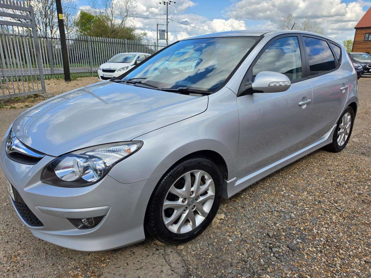 A 2010 HYUNDAI I30 1.4 Edition Hatchback 5dr Petrol Manual Euro 4 (108 bhp) ULEZ COMPLIANT! A 2010 HYUNDAI I30 1.4 Edition Hatchback 5dr Petrol Manual Euro 4 (108 bhp) ULEZ COMPLIANT!