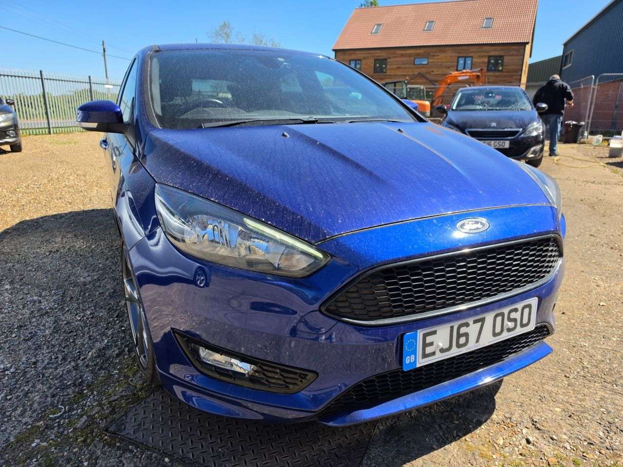 A 2017 FORD FOCUS 1.0T EcoBoost ST-Line X Hatchback 5dr Petrol Manual Euro 6 (s/s) (140 ps) N A 2017 FORD FOCUS 1.0T EcoBoost ST-Line X Hatchback 5dr Petrol Manual Euro 6 (s/s) (140 ps) N