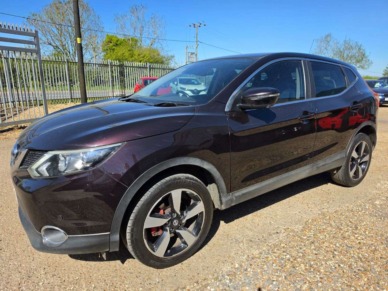A 2015 NISSAN QASHQAI 1.5 dCi n-tec SUV 5dr Diesel Manual 2WD Euro 5 (s/s) (110 ps) DUAL ZONE CLI A 2015 NISSAN QASHQAI 1.5 dCi n-tec SUV 5dr Diesel Manual 2WD Euro 5 (s/s) (110 ps) DUAL ZONE CLI