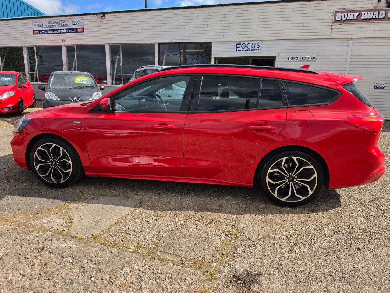 A 2019 FORD FOCUS 1.5 EcoBlue ST-Line X Estate 5dr Diesel Manual Euro 6 (s/s) (120 ps) NAVIGA A 2019 FORD FOCUS 1.5 EcoBlue ST-Line X Estate 5dr Diesel Manual Euro 6 (s/s) (120 ps) NAVIGA