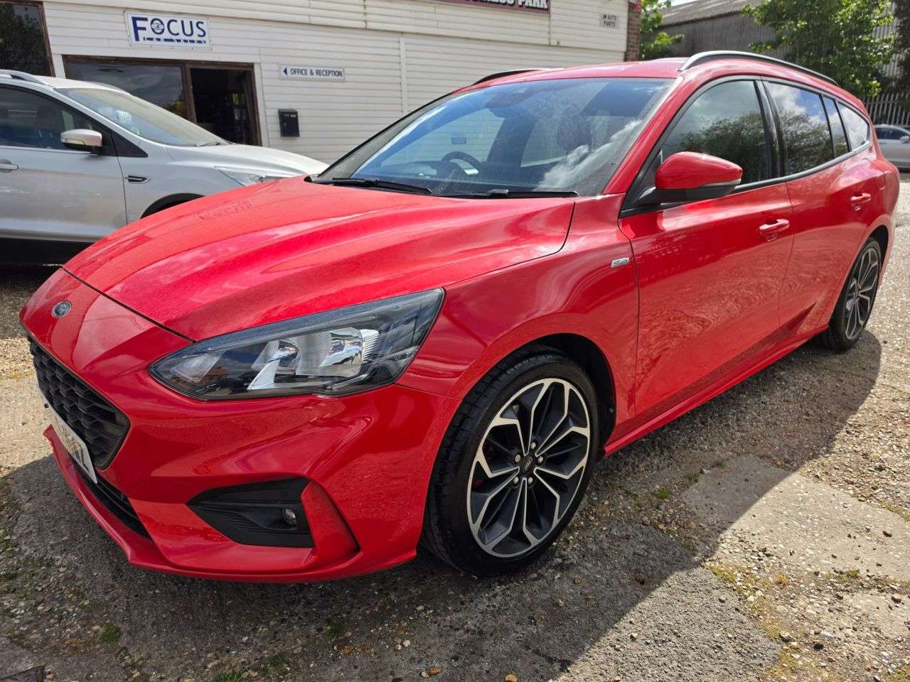 A 2019 FORD FOCUS 1.5 EcoBlue ST-Line X Estate 5dr Diesel Manual Euro 6 (s/s) (120 ps) NAVIGA A 2019 FORD FOCUS 1.5 EcoBlue ST-Line X Estate 5dr Diesel Manual Euro 6 (s/s) (120 ps) NAVIGA
