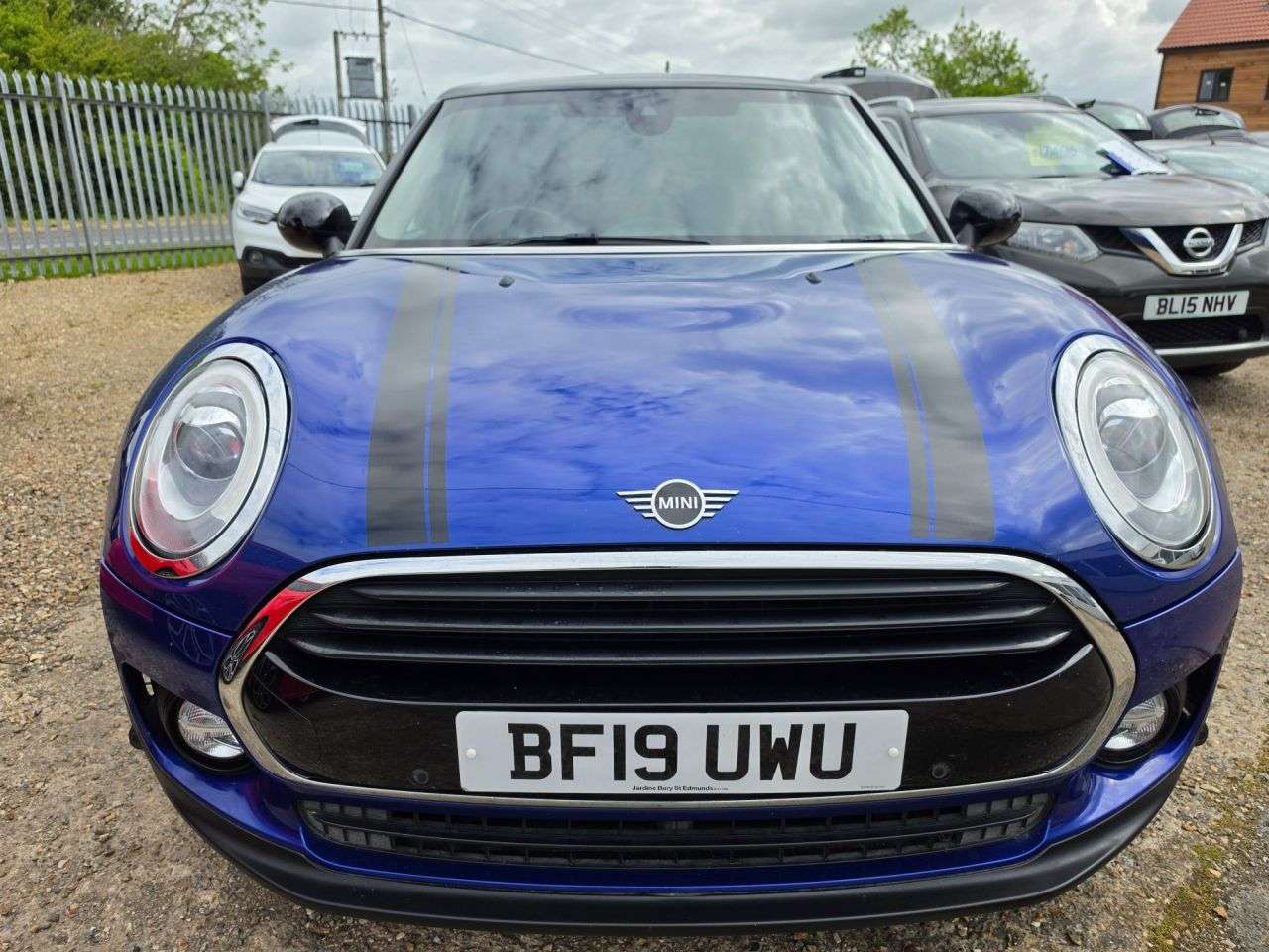 A 2019 MINI CLUBMAN 1.5 Cooper Classic Estate 6dr Petrol Manual Euro 6 (s/s) (136 ps) DUAL ZONE A 2019 MINI CLUBMAN 1.5 Cooper Classic Estate 6dr Petrol Manual Euro 6 (s/s) (136 ps) DUAL ZONE