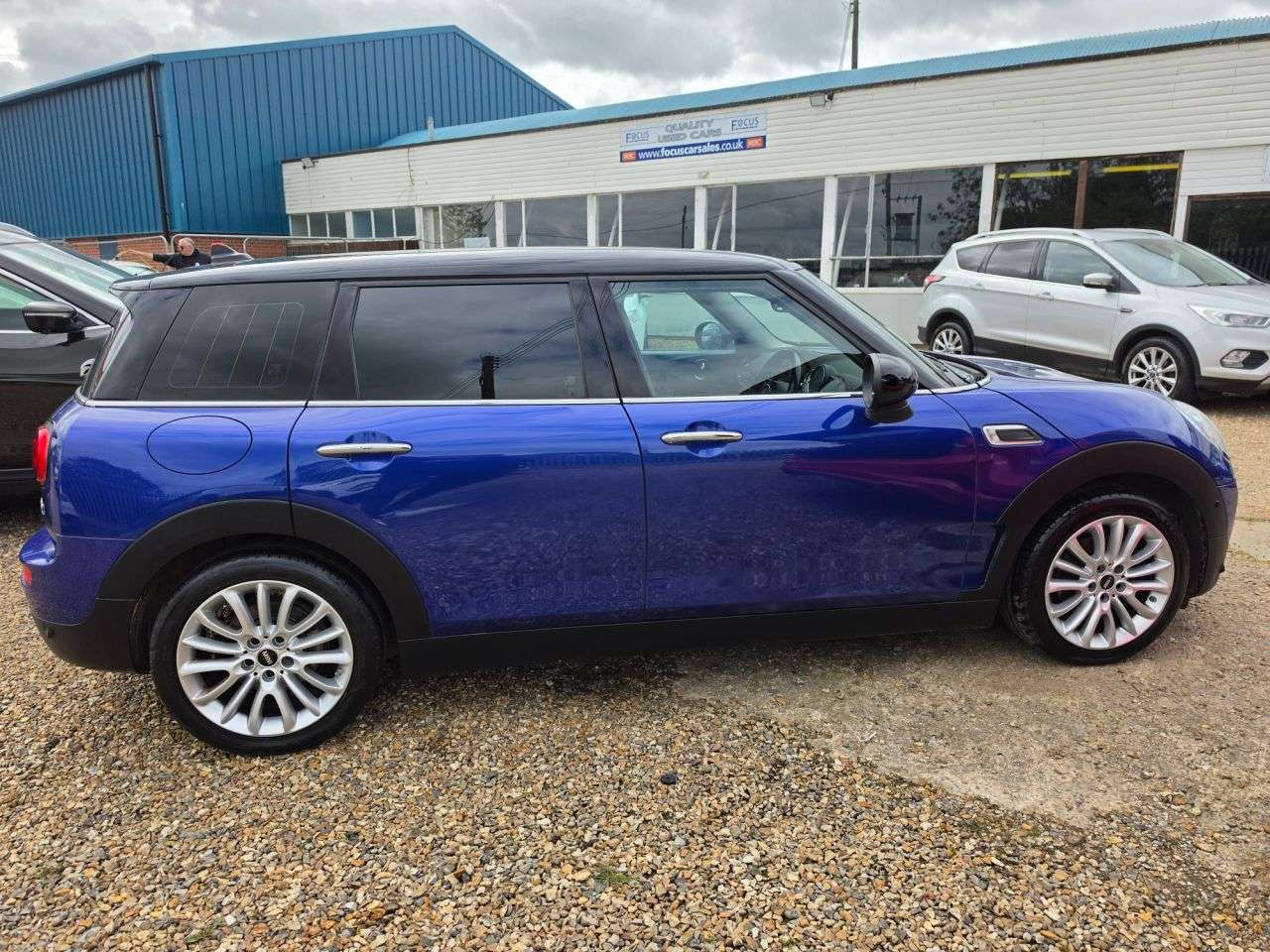 A 2019 MINI CLUBMAN 1.5 Cooper Classic Estate 6dr Petrol Manual Euro 6 (s/s) (136 ps) DUAL ZONE A 2019 MINI CLUBMAN 1.5 Cooper Classic Estate 6dr Petrol Manual Euro 6 (s/s) (136 ps) DUAL ZONE