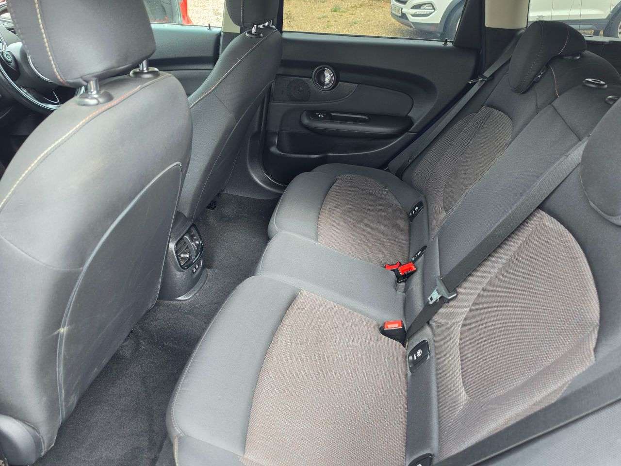 2019 MINI CLUBMAN 2019 MINI CLUBMAN