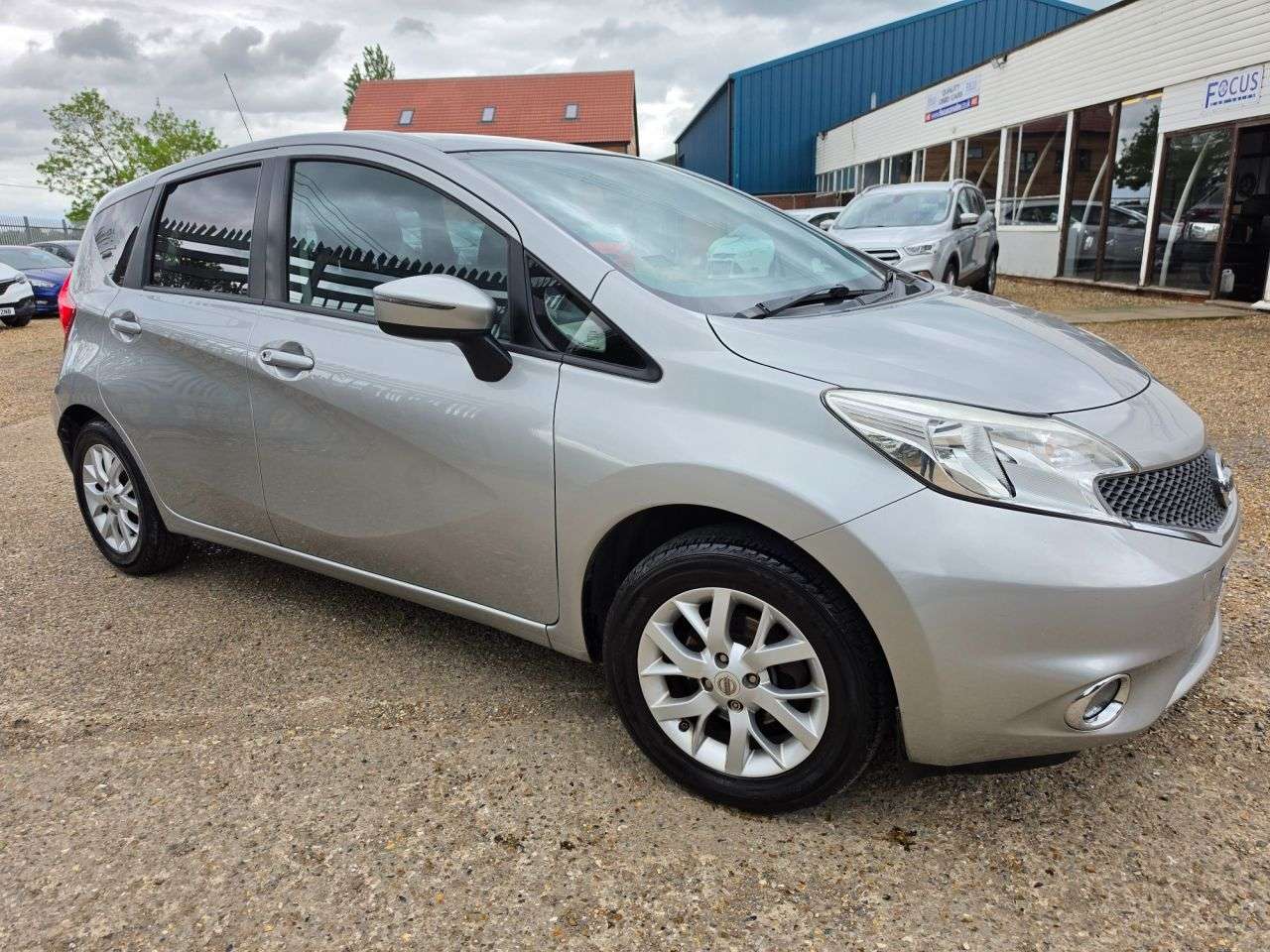 A 2014 NISSAN NOTE 1.2 12V Acenta Hatchback 5dr Petrol Manual Euro 5 (s/s) (80 ps) BLUETOOTH + A 2014 NISSAN NOTE 1.2 12V Acenta Hatchback 5dr Petrol Manual Euro 5 (s/s) (80 ps) BLUETOOTH +